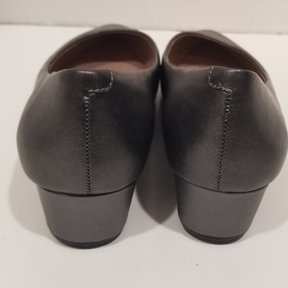 Ladies' e360 by Easy Spirit Wedge Dress Shoes, Size 7.5W, EUC - Picture 7 of 11